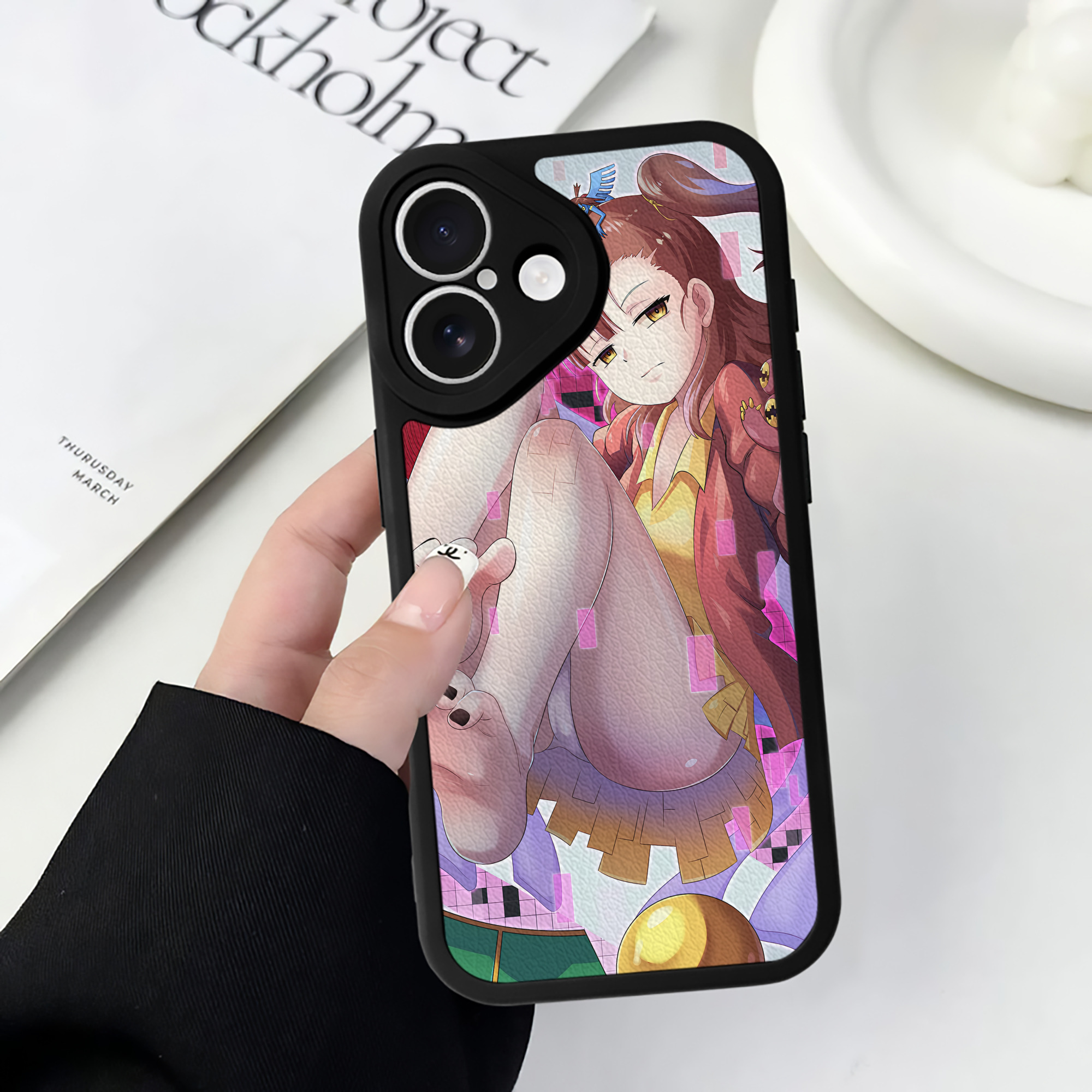 （画像用） Digimon デジタルモンスター/デジモン 【iPhone 16シリーズ対応】シリコンスマホケース（レザー調） 材質：シリコン